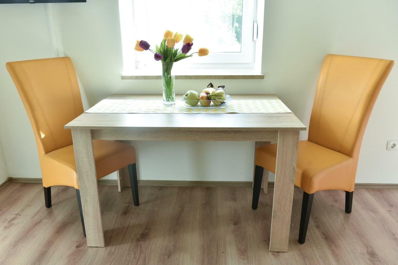 Apartman Karla Apartment ยูบุสกี ภายนอก รูปภาพ